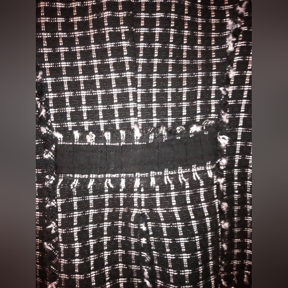 White House Black Market blazer - Picture 8 of 8